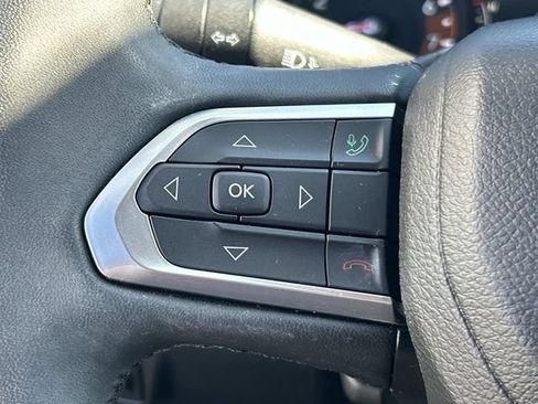 Used 2023 Jeep Compass Latitude AWD/4WD image 21