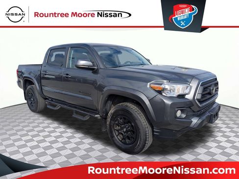 Used 2022 Toyota Tacoma SR5 image 1