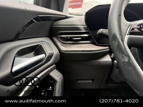 Used 2025 Audi Q5 Premium AWD/4WD image 44