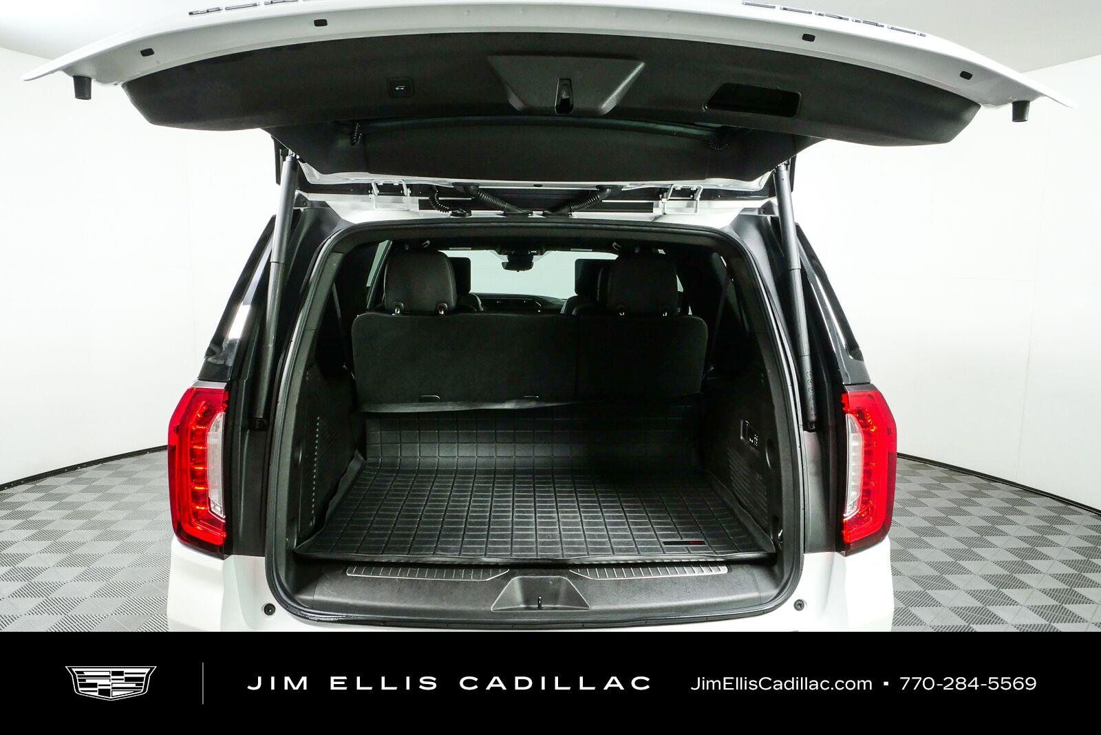 Used 2023 GMC Yukon XL Denali w/ Denali Reserve Package AWD/4WD image 32