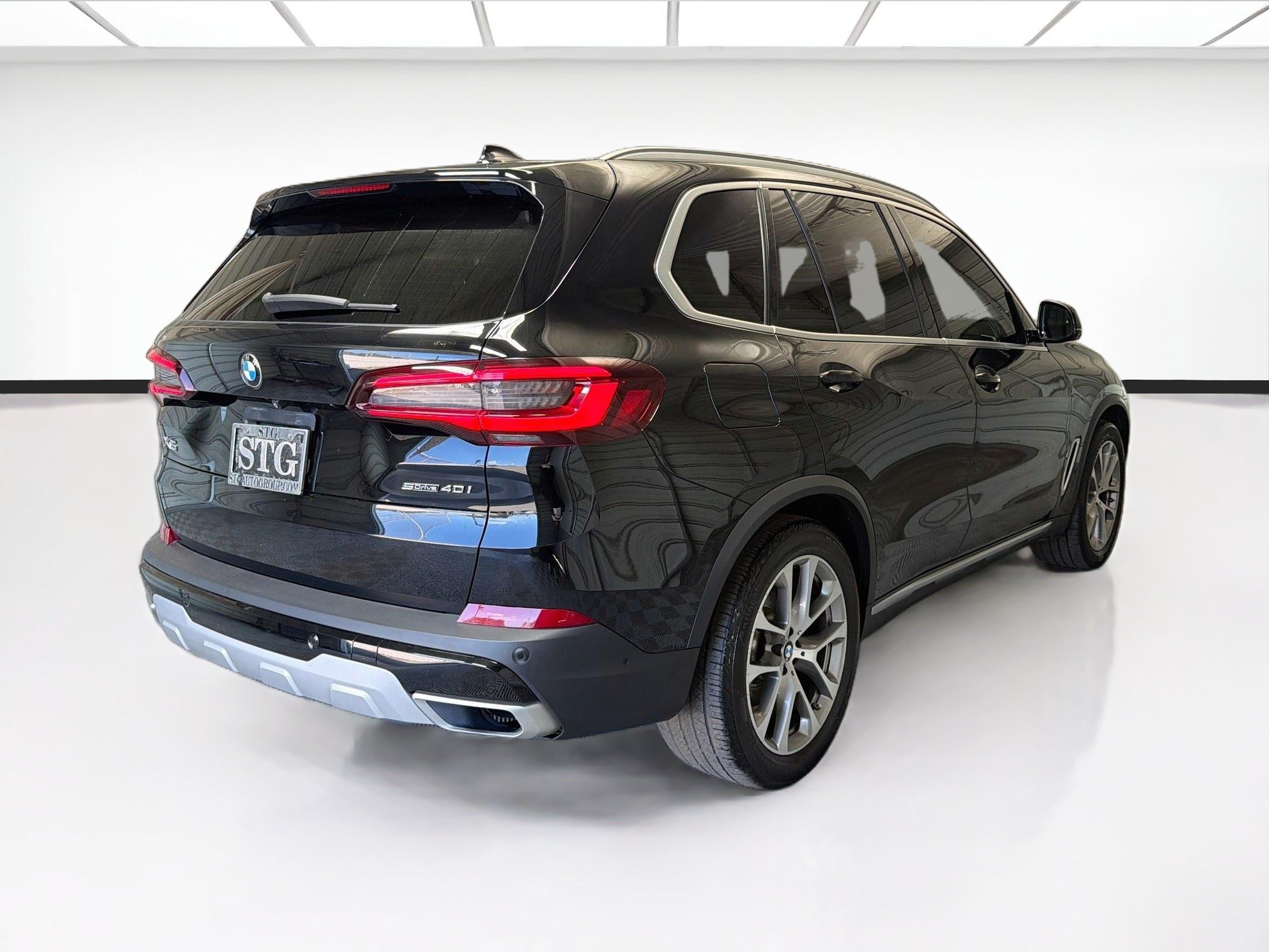 Used 2021 BMW X5 sDrive40i w/ Premium Package RWD image 4