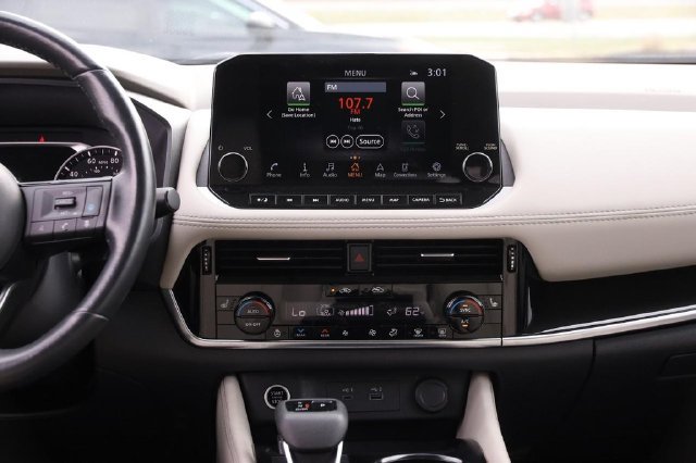 Certified 2023 Nissan Rogue SL w/ SL Premium Package AWD/4WD image 28