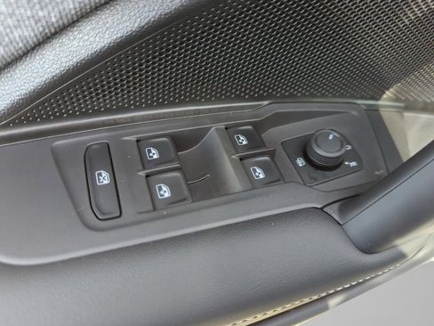 New 2026 Volkswagen Tiguan S image 42