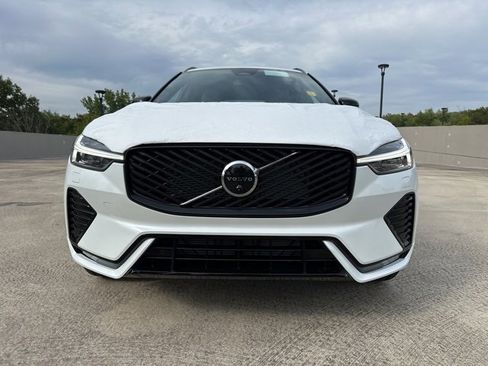 New 2026 Volvo XC60 B5 Plus w/ Climate Package image 2