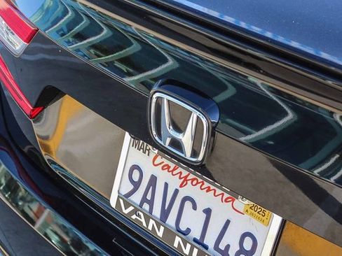 Used 2022 Honda Accord Sport image 9