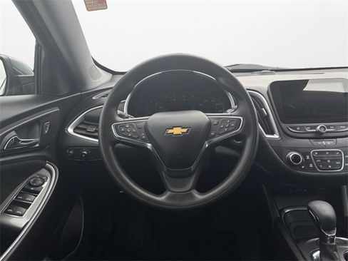 Used 2024 Chevrolet Malibu LT image 12