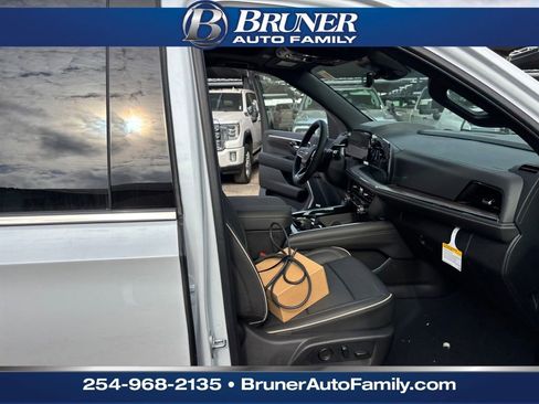 New 2026 Chevrolet Tahoe Premier image 16