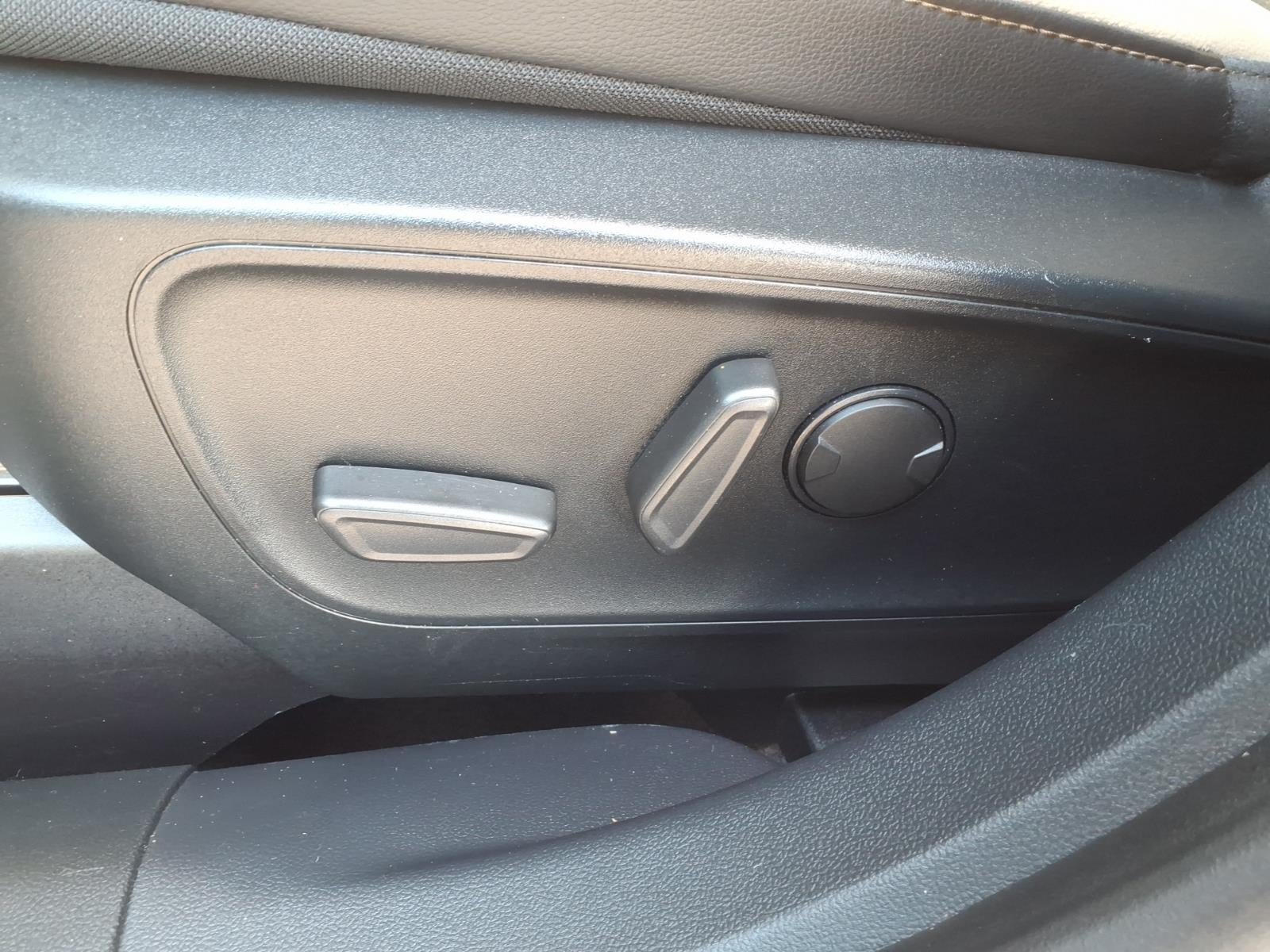 Used 2020 Ford Escape SEL AWD/4WD image 18