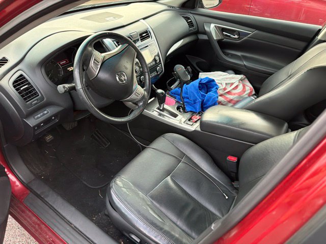 Used 2014 Nissan Altima 2.5 SL w/ Moonroof Package FWD image 18