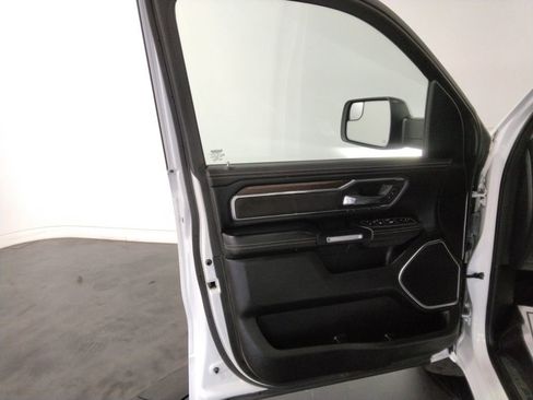 Used 2021 RAM 1500 Laramie w/ Off Road Group image 27