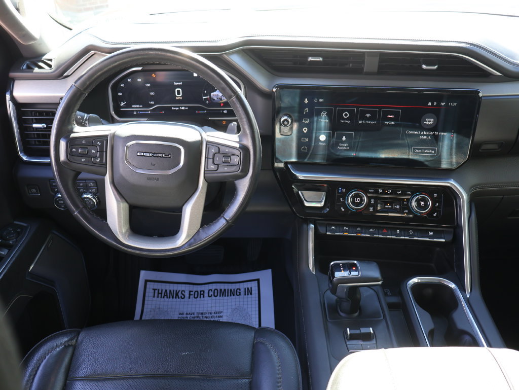 Used 2023 GMC Sierra 1500 Denali w/ Denali Reserve Package AWD/4WD image 16