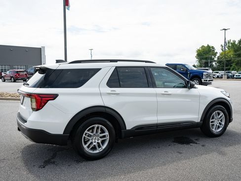 New 2026 Ford Explorer Active w/ Active Comfort Package RWD image 10