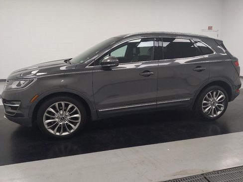 Used 2017 Lincoln MKC Reserve w/ Lincoln MKC Climate Package FWD image 2