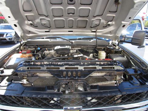 Used 2013 Chevrolet Silverado 3500 W/T image 19