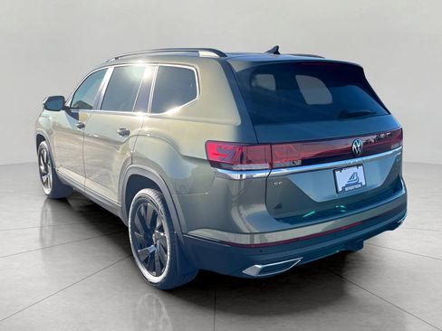 New 2026 Volkswagen Atlas SE image 5