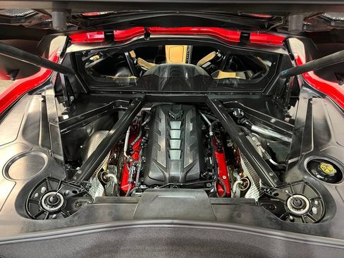 Used 2020 Chevrolet Corvette Stingray Preferred Cpe w/ 2LT Preferred Equipment Group RWD image 14