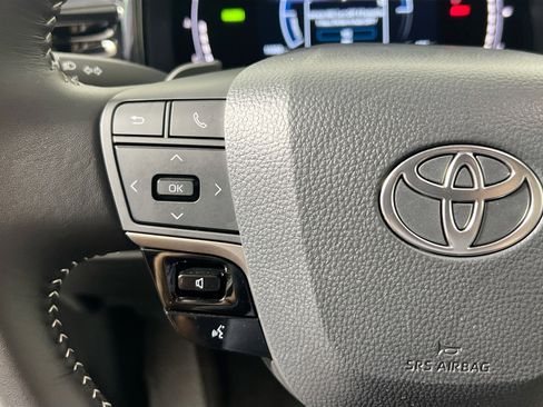 Used 2026 Toyota Camry SE w/ Multimedia Upgrade Package FWD image 18
