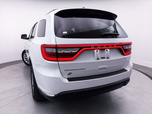 Used 2022 Dodge Durango SXT image 4