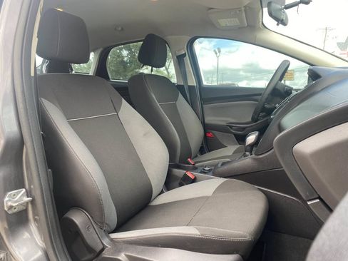 Used 2014 Ford Focus S FWD image 11