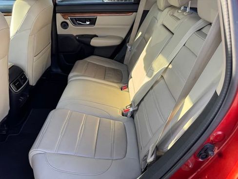 Used 2018 Honda CR-V Touring image 12