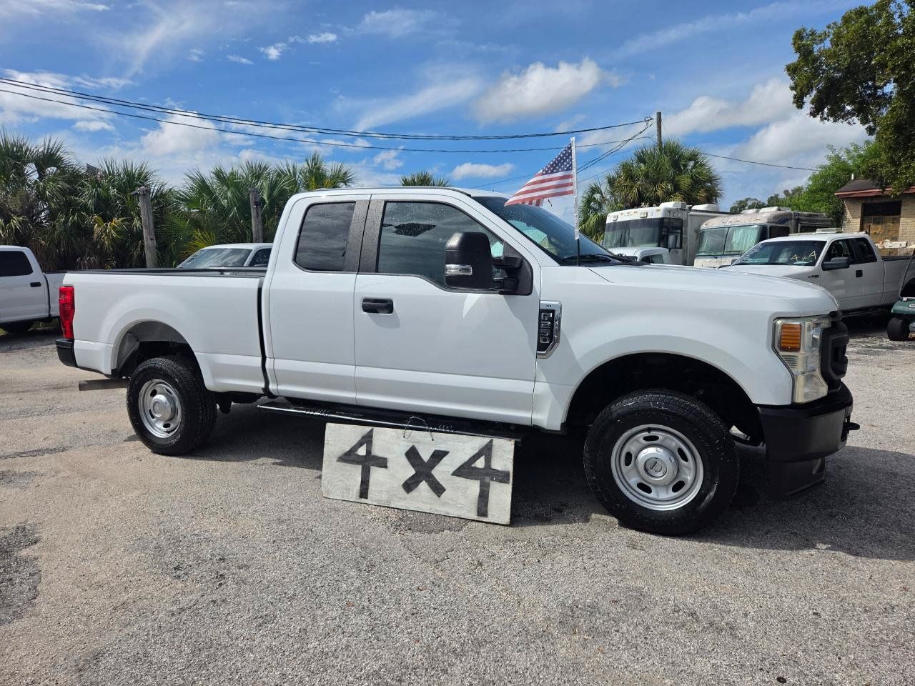 Used 2022 Ford F250 XL w/ Power Equipment Group AWD/4WD image 4