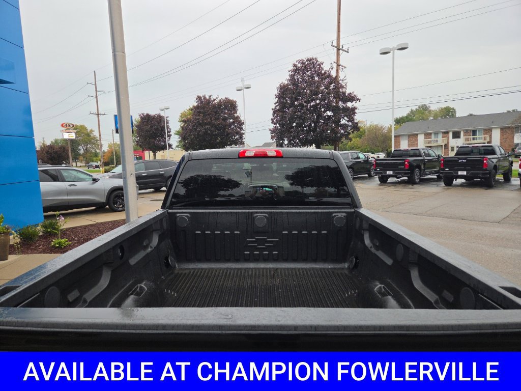 Used 2017 Chevrolet Silverado 1500 LT w/ All Star Edition AWD/4WD image 5