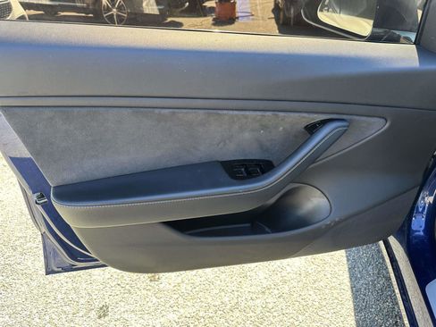 Used 2019 Tesla Model 3 Long Range image 12