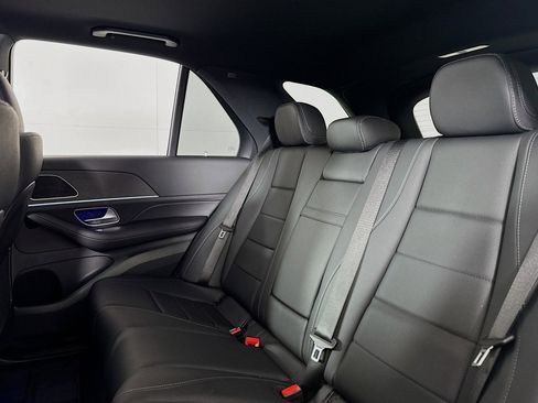 Certified 2025 Mercedes-Benz GLE 350 4MATIC image 8