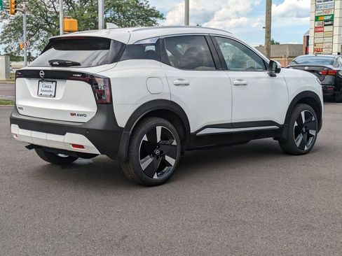 New 2025 Nissan Kicks SR w/ SR Premium Package image 6