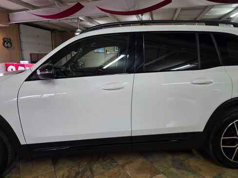 Used 2023 Mercedes-Benz EQB 350 4MATIC SUV image 3