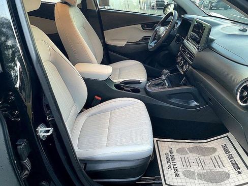 Used 2023 Hyundai Kona SEL image 15