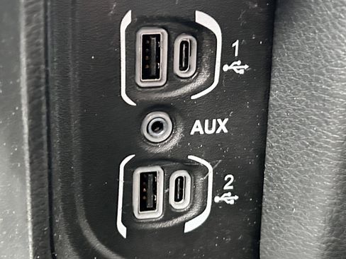 Certified 2022 RAM 1500 Big Horn image 35