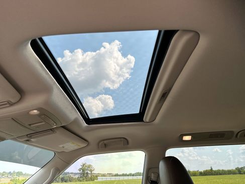 Used 2024 INFINITI QX80 Premium Select w/ All-Season Package image 21