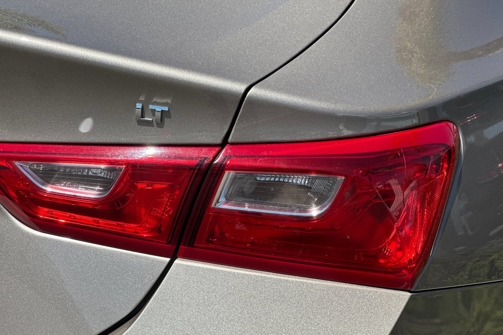 Used 2023 Chevrolet Malibu LT FWD image 36