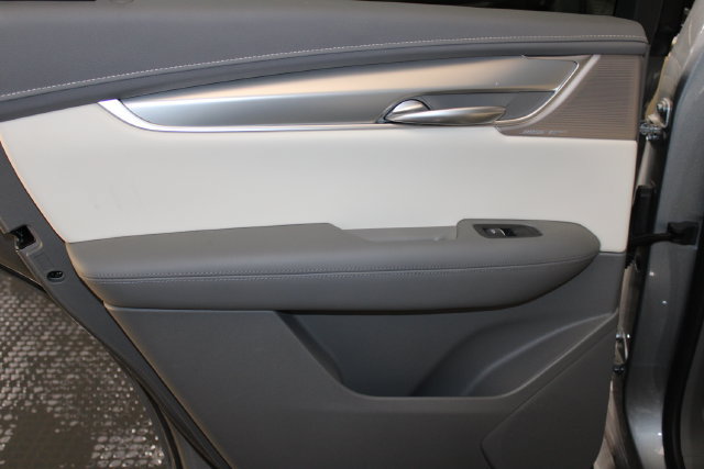 Certified 2024 Cadillac XT5 Premium Luxury AWD/4WD image 11