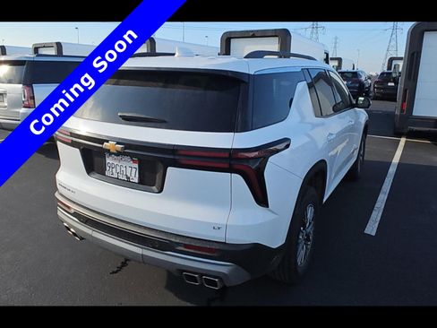 Used 2024 Chevrolet Traverse LT w/ LPO, Floor Liner Package image 4