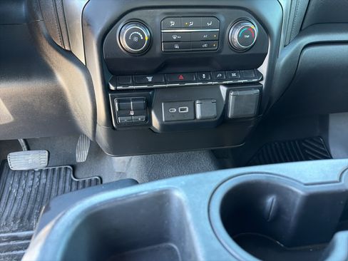 Used 2021 Chevrolet Silverado 3500 LT w/ Snow Plow Prep Package AWD/4WD image 10