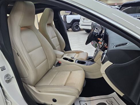 Used 2018 Mercedes-Benz CLA 250 4MATIC image 21