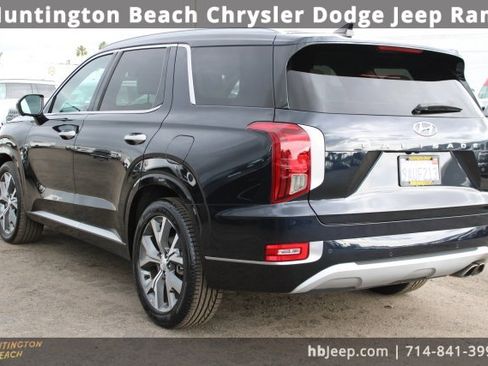 Used 2022 Hyundai Palisade Limited image 3