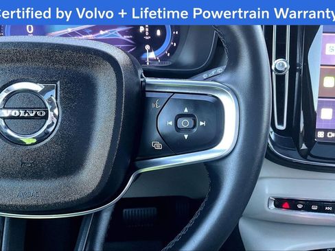 Certified 2023 Volvo XC40 B5 Ultimate w/ Protection Package Premier image 27