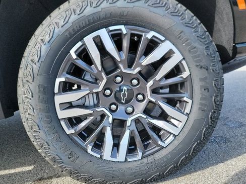 New 2026 Chevrolet Tahoe Z71 AWD/4WD image 14
