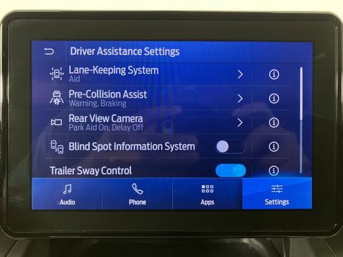 Certified 2021 Ford Explorer XLT w/ Equipment Group 202A image 26