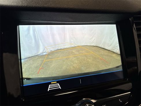 Certified 2019 Chevrolet Trax LS w/ Tint and Cruise Package image 17