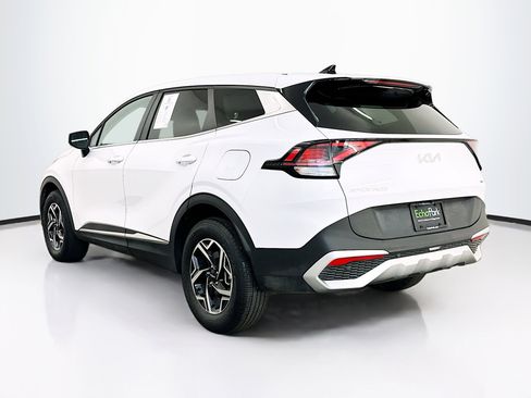 Used 2025 Kia Sportage LX image 5