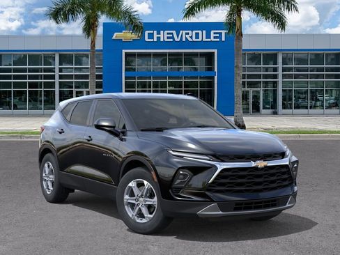 Used 2026 Chevrolet Blazer LT FWD image 9