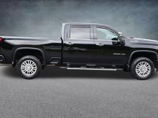 Used 2020 Chevrolet Silverado 3500 High Country w/ Z71 Off-Road Package AWD/4WD video 2