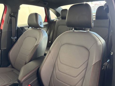 Used 2025 Volkswagen Jetta GLI Autobahn image 10