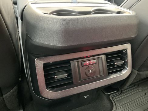 Used 2025 Ford F350 Platinum w/ FX4 Off-Road Package image 42