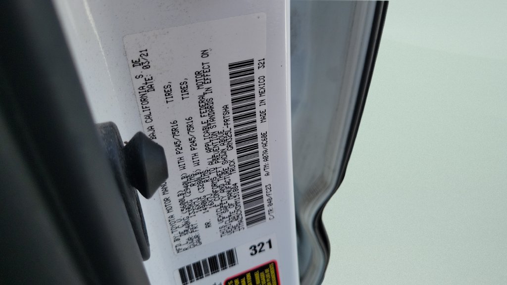 Used 2021 Toyota Tacoma SR5 RWD image 21