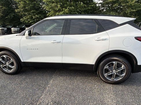 Used 2024 Chevrolet Blazer LT FWD image 12